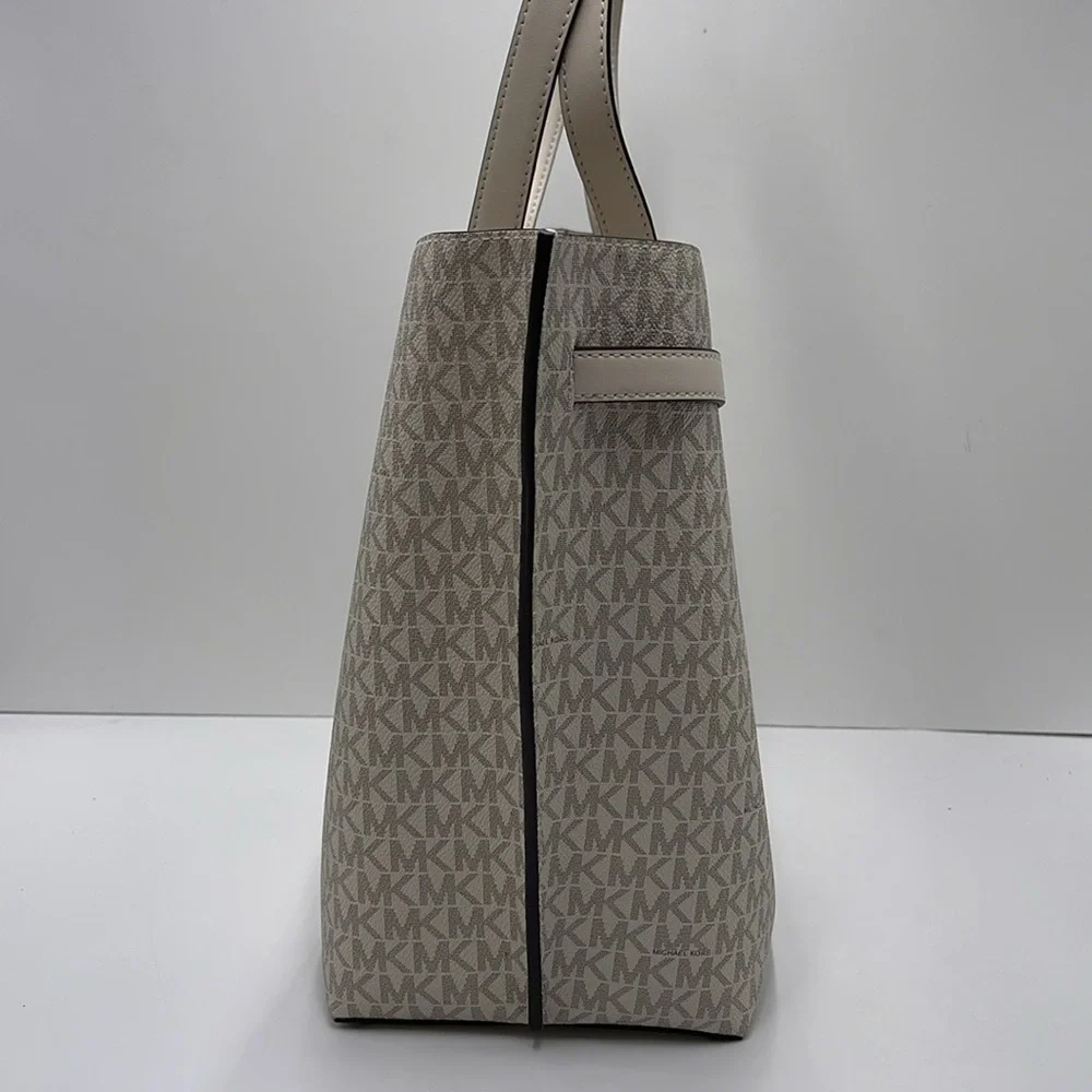 Michael Kors Emilia Large Logo Tote Bag COLOR LT CRM MULTI NWT